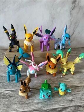 MEGA Construx Pokemon Every Eevee Evolution Building Set INCOMPLETE PARTS ONLY